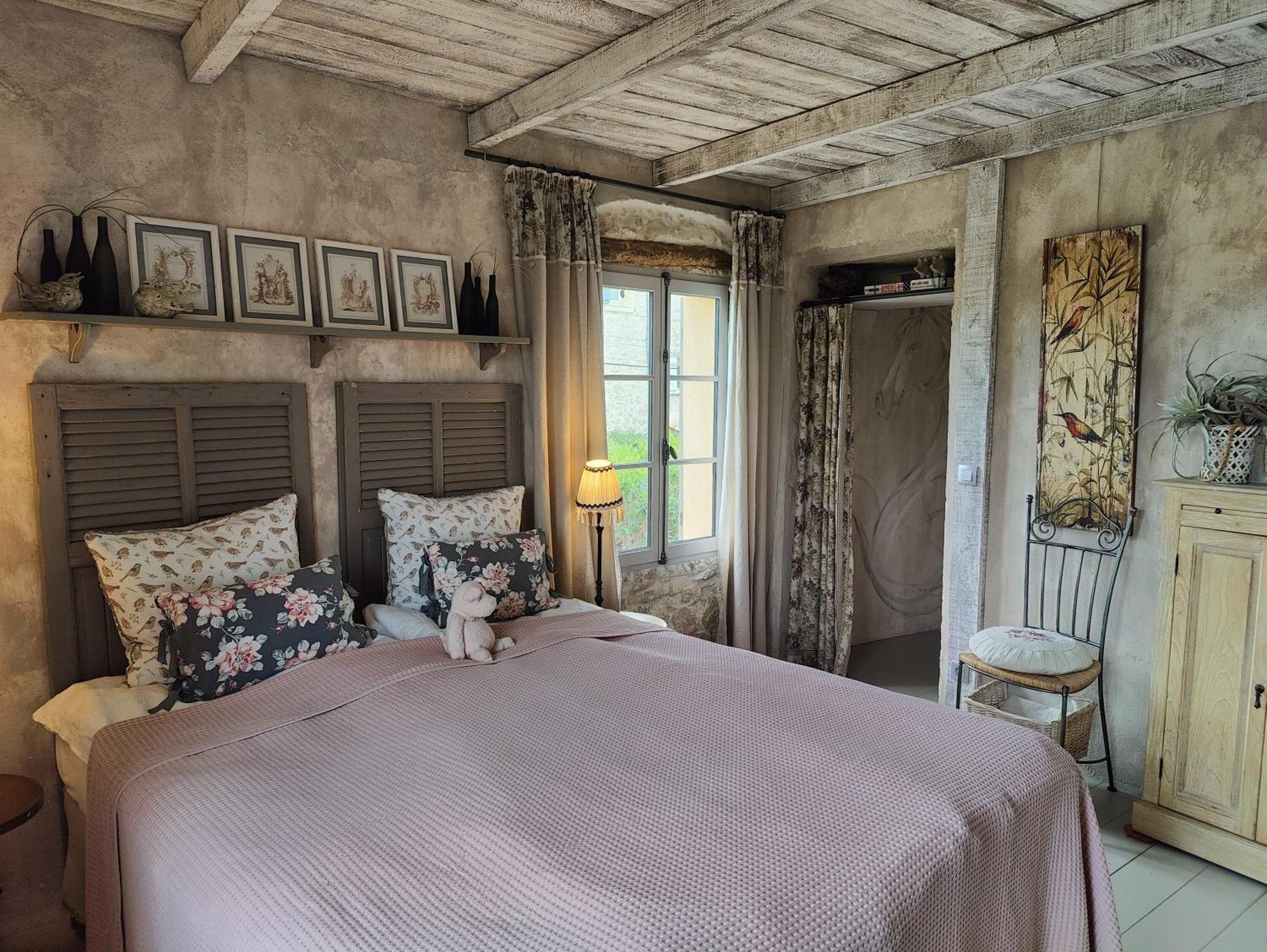 Le Mas Saint Pierre Roquefort Les Pins Bagian luar foto